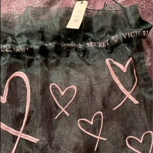 New Victoria Secret bras